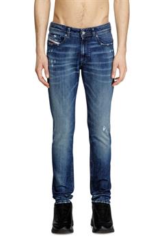DIESEL JEANS SLEENKER E25U 9L42