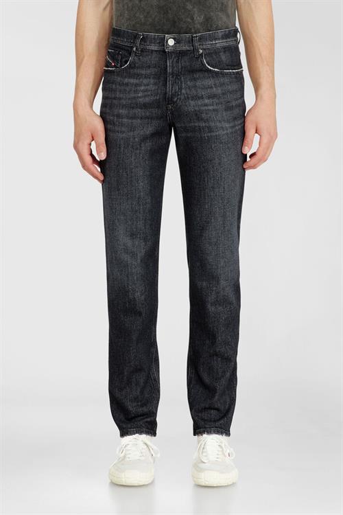DIESEL JEANS FINITIVE I26U 9P79