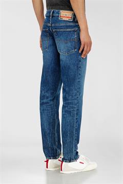 DIESEL JEANS FINITIVE I26U KBBQ