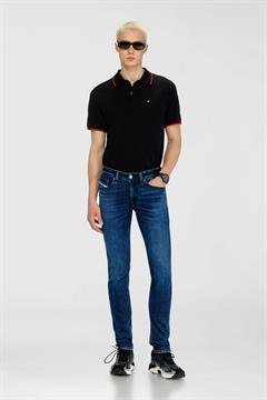 DIESEL JEANS SLEENKER I26U KBBD