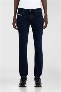 DIESEL JEANS SLEENKER I26U KBBG