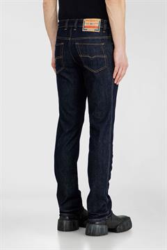 DIESEL JEANS D-VYL I26U DBEJ