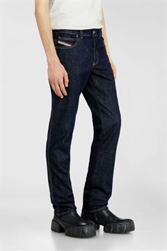 DIESEL JEANS D-VYL I26U DBEJ